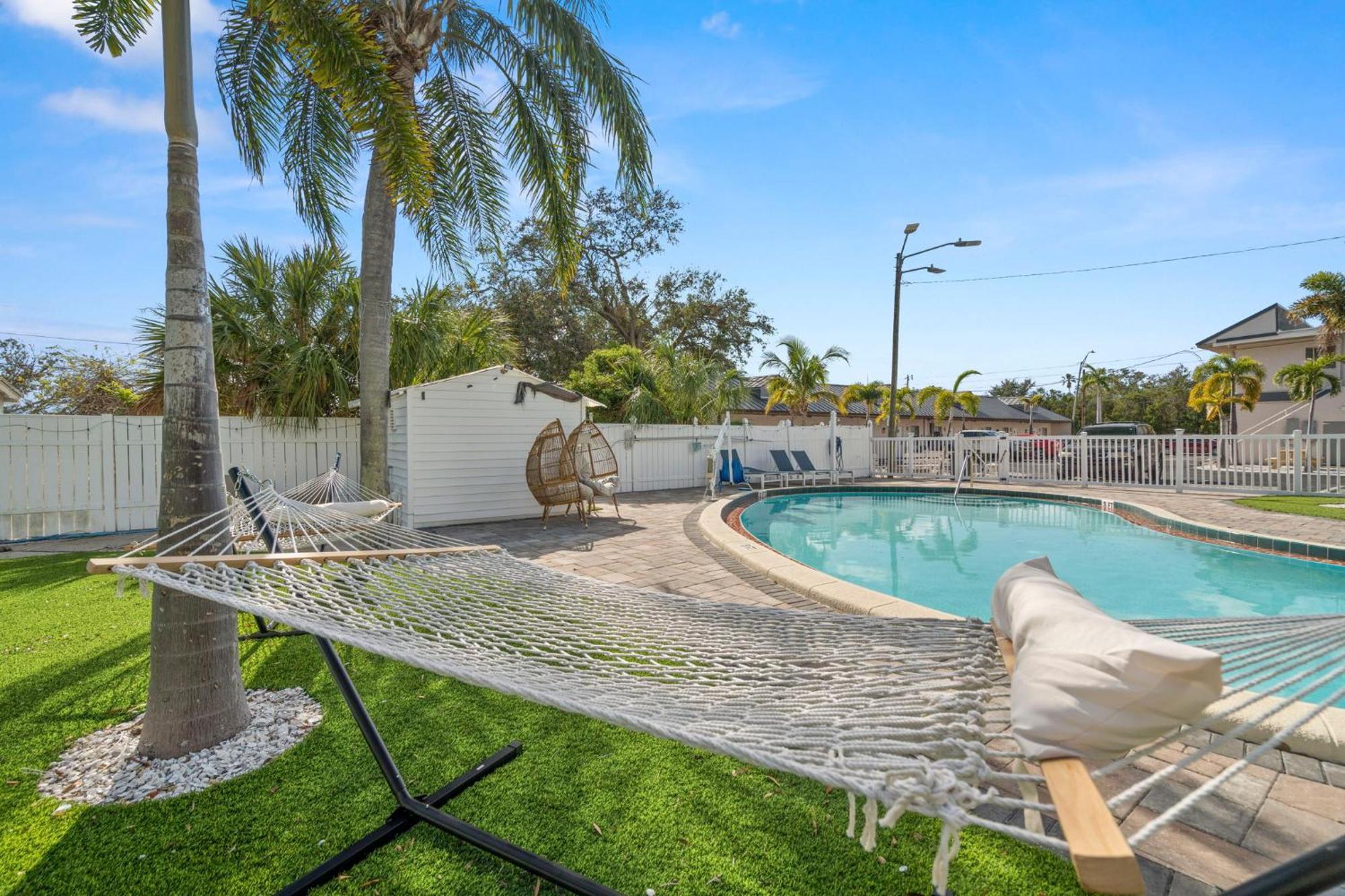 2Q Beds Studio Apt With Shared Pool 01 Clearwater Exterior foto